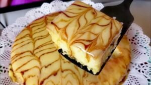 طريقة عمل كيكة الكريم كراميل بطبقتين