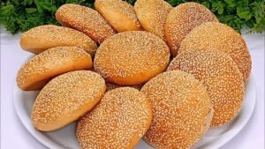 طريقة عمل قرص بالسمسم والسكر
