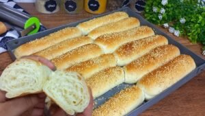 طريقة عمل عجينة العيش الفينو