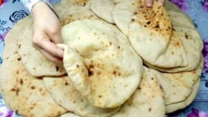 طريقة تحضير عجينة العيش البلدي